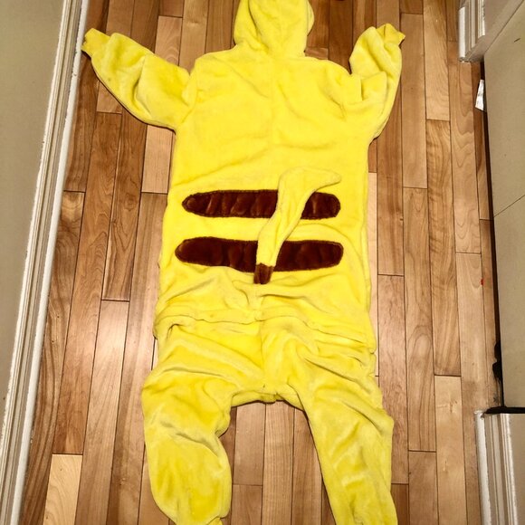 Pikachu Kids Costume Pajama Jumpsuit -Tween 10-12 Plush Hooded Cosplay Halloween - Picture 5 of 5